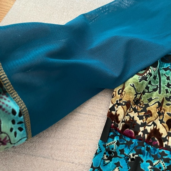 [XL]Tribal Teal and Black Burnt Velvet Mesh Women's LS Floral Blouse - Picture 4 of 7